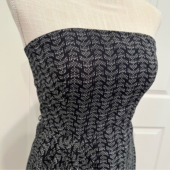 The Limited Strapless Ruffle Mini Formal Dress In Black And White Size 0 - Picture 2 of 16